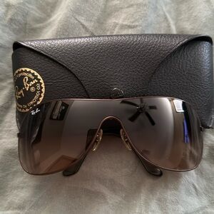 Women’s Ray Ban Sunglasses